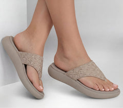 Skechers Relaxed Fit: Asana Luxe - Keep Dazzling