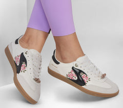 Skechers Hotshot - Fiercely Floral