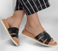 Skechers BOBS Desert Kiss Low - Peak Look
