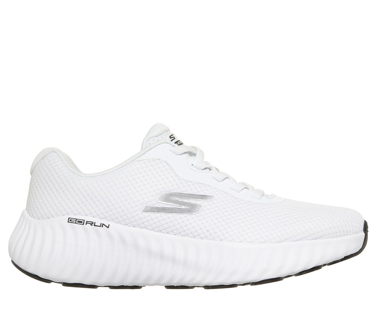 WHITE / BLACK,6.0,Medium