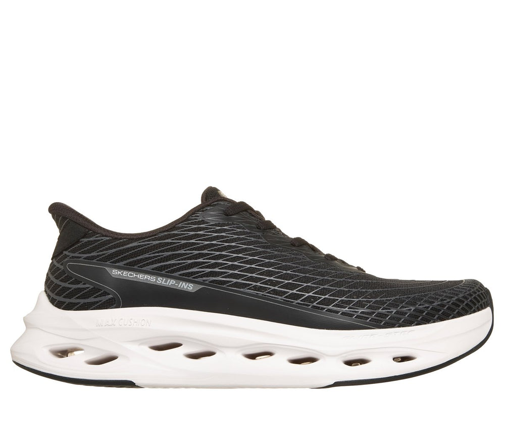 BLACK / WHITE,7.0,Extra Wide