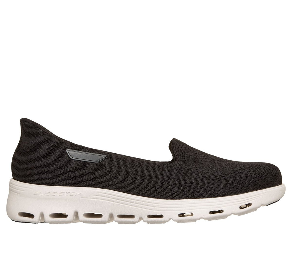 BLACK / WHITE,6.0,Medium