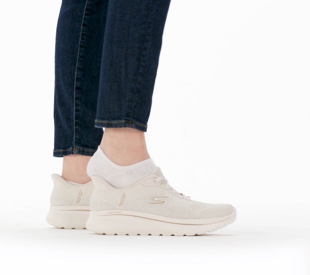 Skechers Slip-ins Relaxed Fit: GO WALK Arch Fit N-Joy - Ria