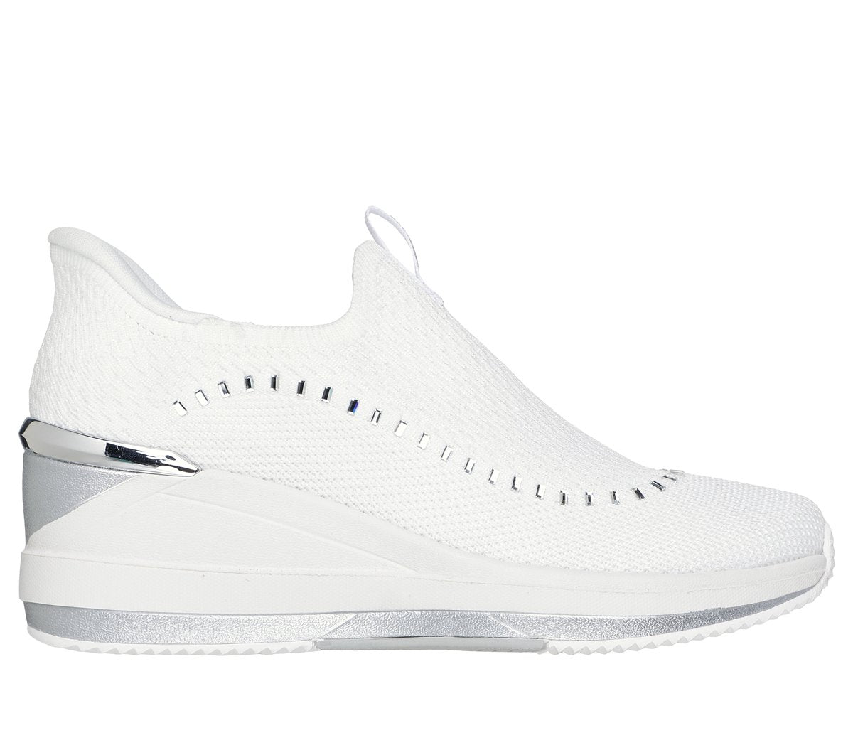WHITE,7.0,Medium