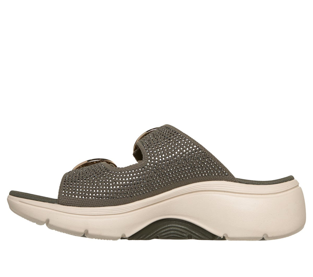 Skechers Martha Stewart: GO WALK Arch Fit 2.0 Sandal - Showstopper