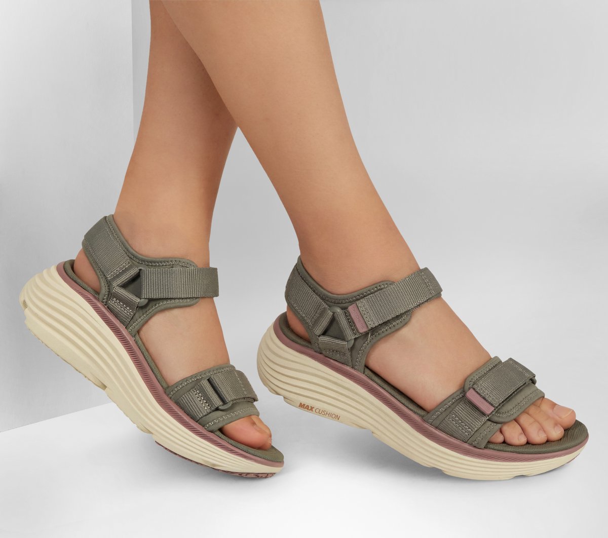 Skechers Max Cushioning Endeavour Sandal - Miranda