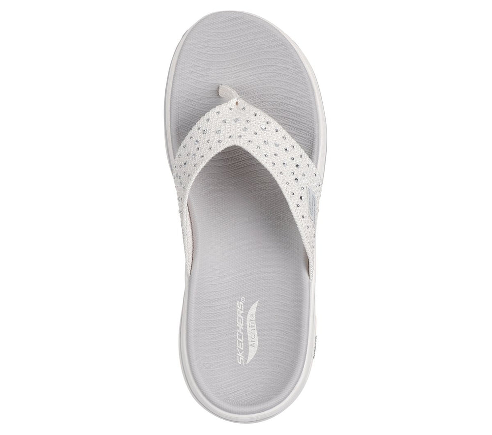 Skechers GO WALK Arch Fit 2.0 Sandal - Claire