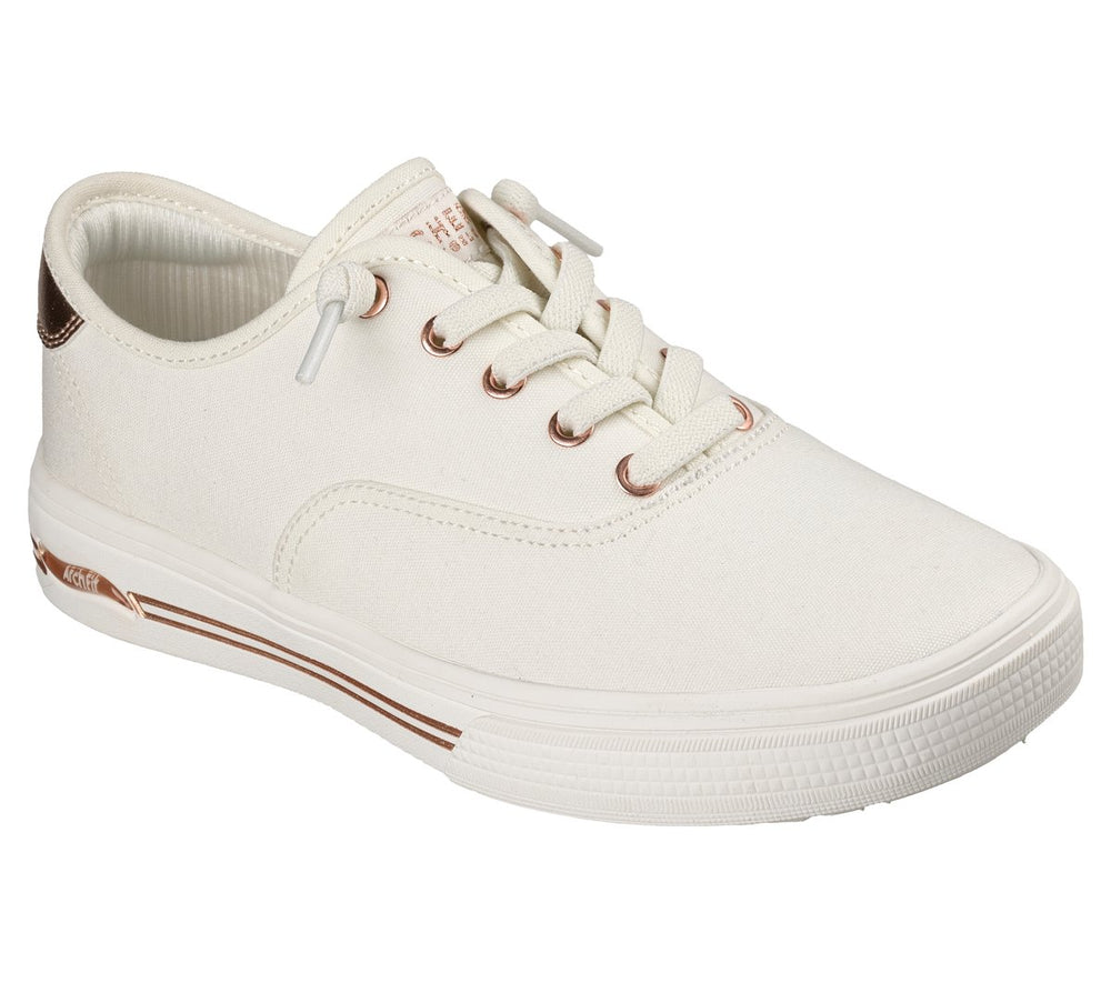 Skechers Arch Fit Arcade - Vista Views