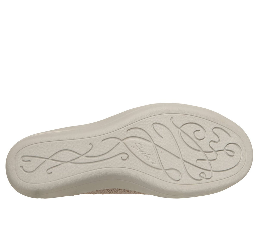 Skechers Relaxed Fit: Newport Wedge - Softly Stitched