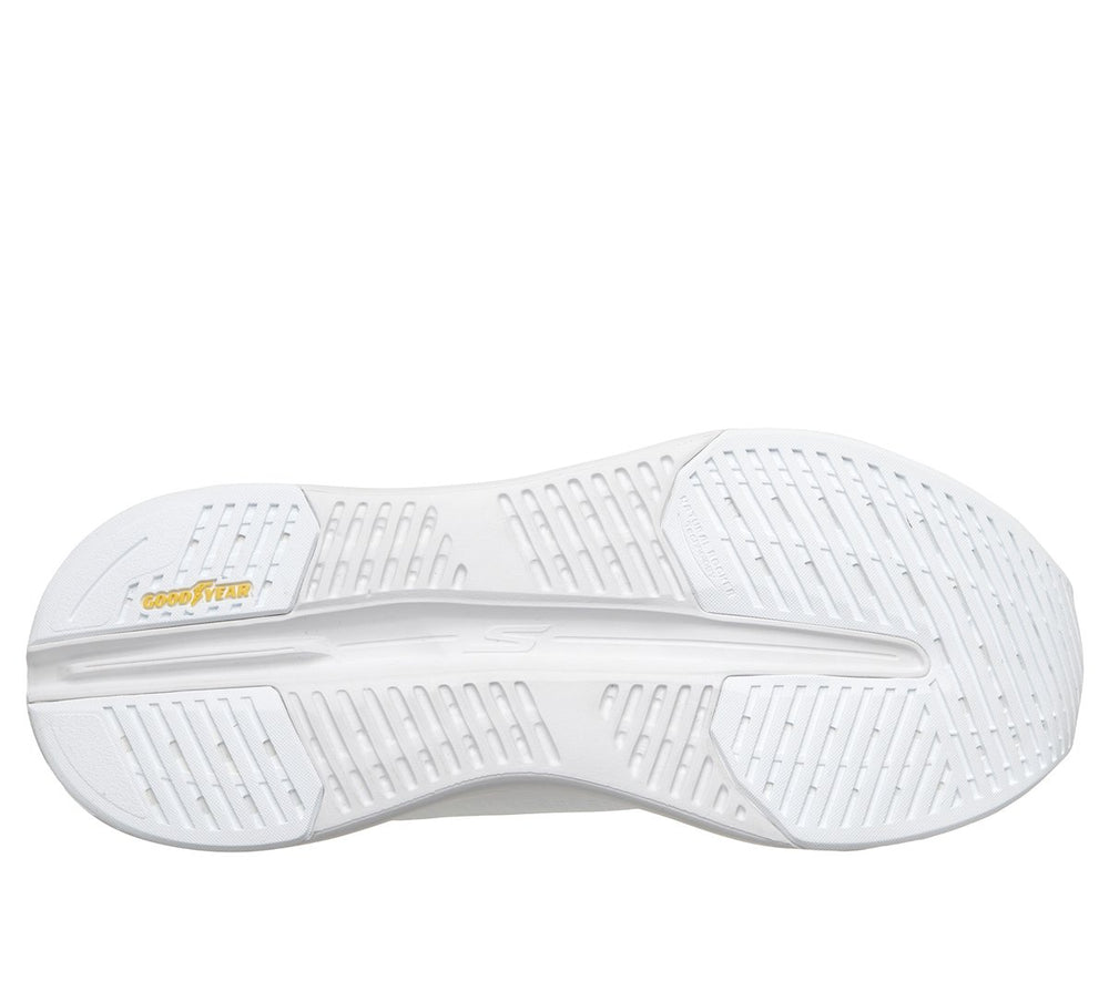 Skechers Max Cushioning Glide-Step - Tukker