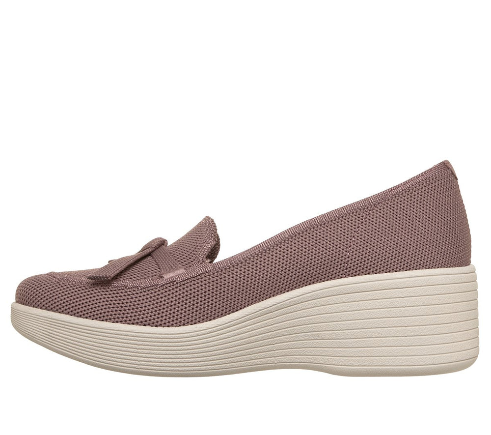 Skechers Relaxed Fit: Parallel Lite - Soaring Softly